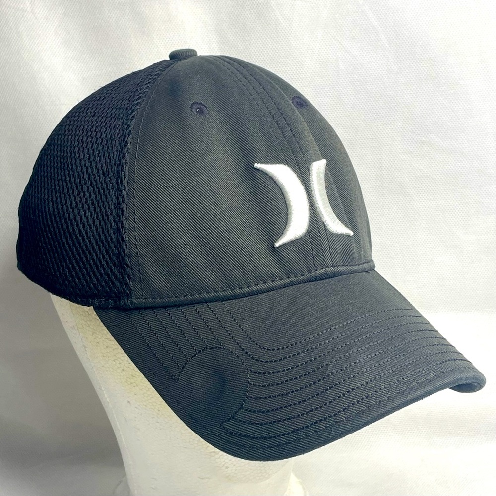 New Era 39Thirty Hurley Golf Hat Fitted M/L Stretch Fit Cap Magnetic Ball-Marker
